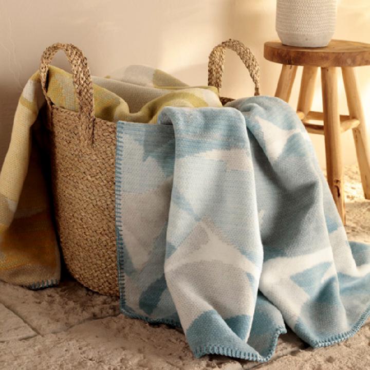 Плед Biederlack Fresh Horizon Flora 150x200см