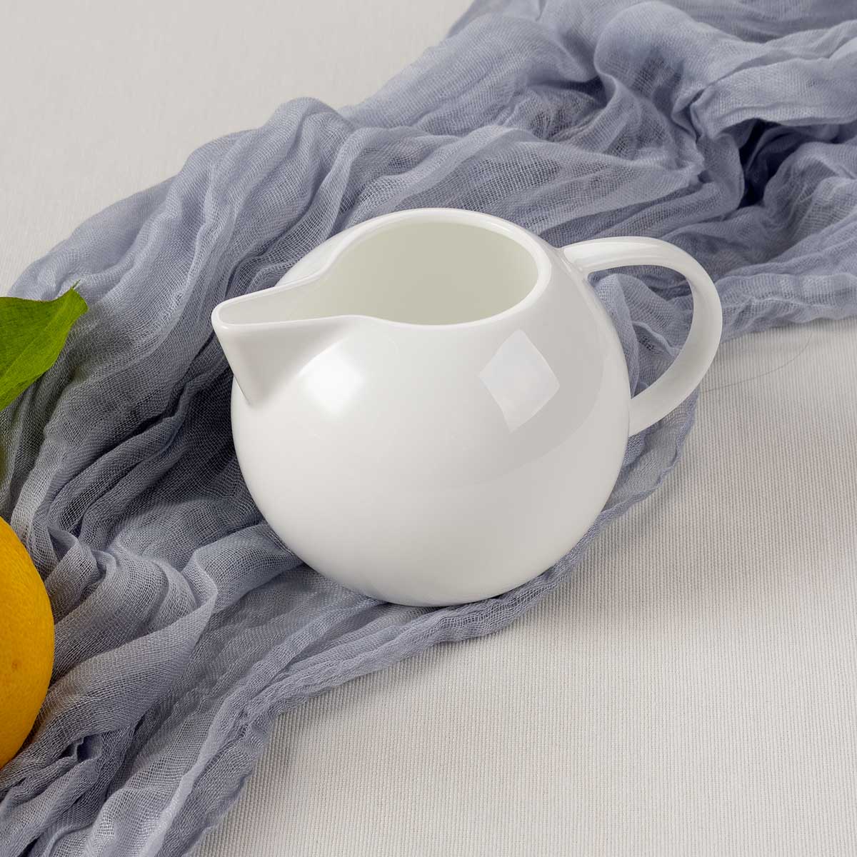 Молочник Zapel Table Blanche