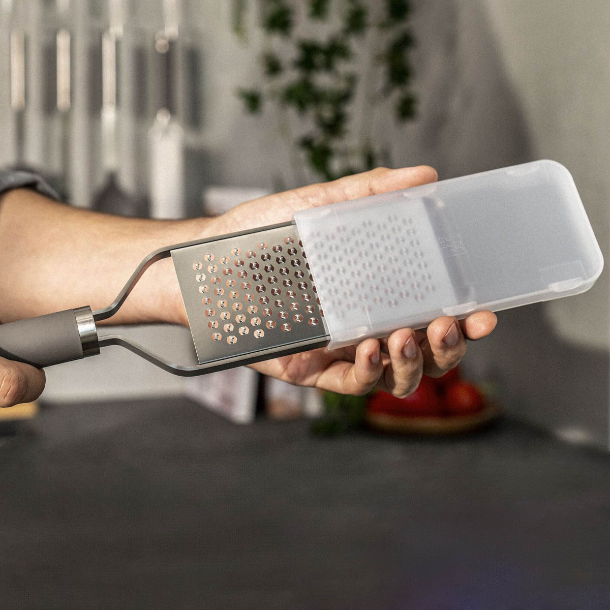 Терка средняя с ручкой Zwilling Pro