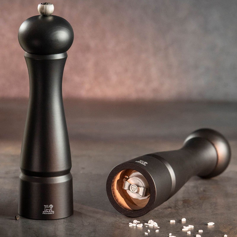 Мельница для соли Peugeot Festival Z 22см, цвет черный матовый