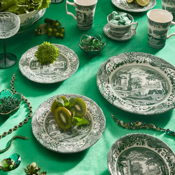 Чашка с блюдцем Spode классический дизайн