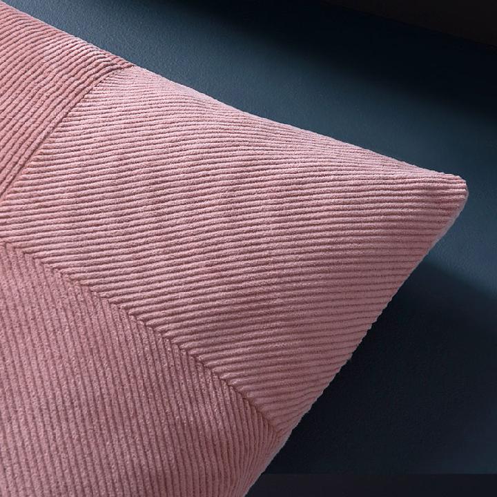 Подушка декоративная Wess New Pink