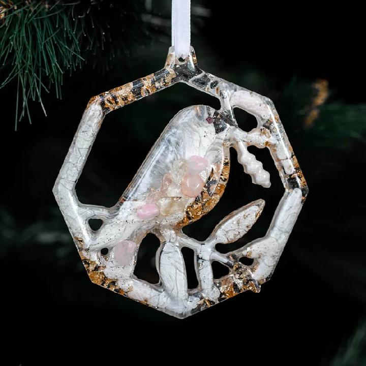 Елочная игрушка из розового кварца Incrua Снегирь