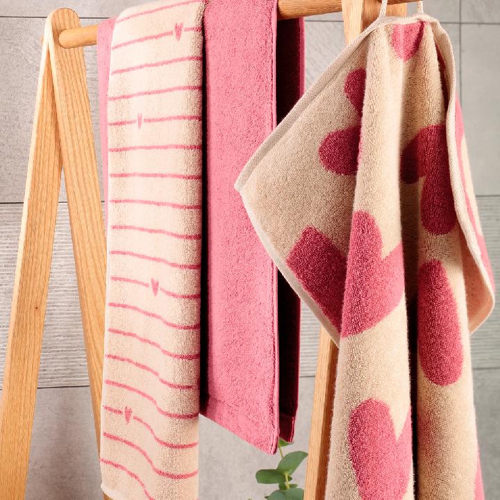 Полотенце Cawo Heart Beats 50x100см, цвет красно-фиолетовый