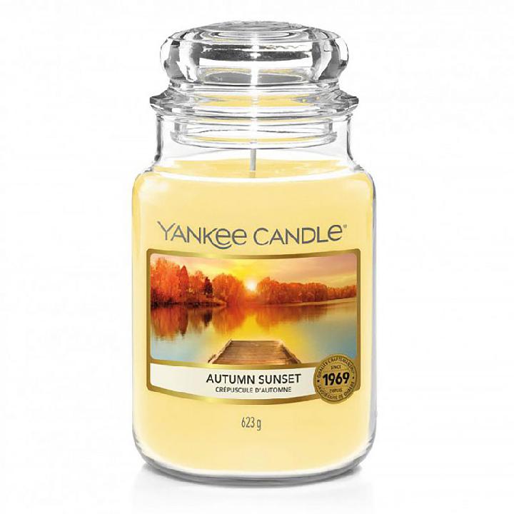 Свеча большая в стеклянной банке Yankee Candle Осенний закат