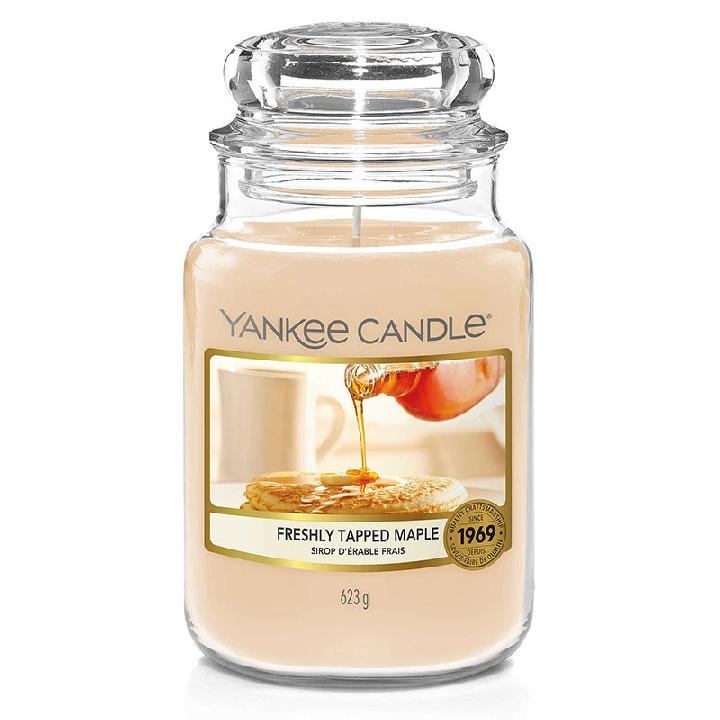Свеча большая в стеклянной банке Yankee Candle Свежий кленовый сироп